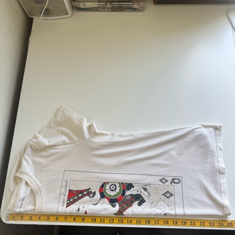 Queen of Cocktails Graphic T-Shirt
Lucky Brand Off White Cream Medium NWT - Picture 6 of 9